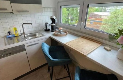 Weiden in der Oberpfalz Apartment | WEN Königsberger, Ruhige Dg-wohnung, 2 Schlafzimmer, Parkplatz, Zentral
