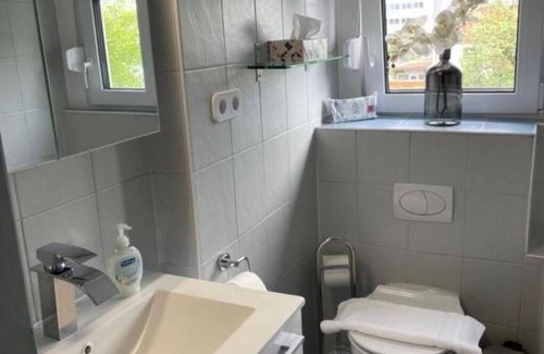 Weiden in der Oberpfalz Apartment | WEN Königsberger, Ruhige Dg-wohnung, 2 Schlafzimmer, Parkplatz, Zentral