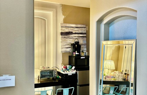 El Paso House | WEST EP KING 1BDRM -1BATH 5 STAR LOCATION ! REF AC WIFI Mountain View trails