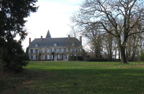 Theneuille Apartment | West wing of 17th century manoir in the heart of La France Profonde