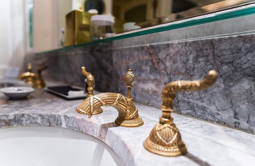 Civic Core Hotel | Westgate Hotel