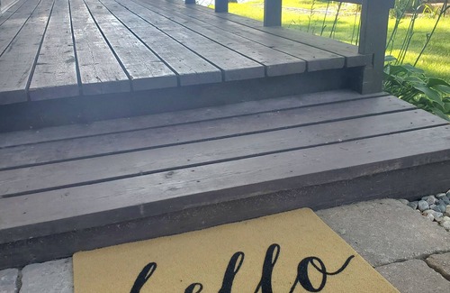 Litchfield Cabin | Westview Getaway: charming 4-bedroom lakeside cabin, 90 min. west of Twin Cities