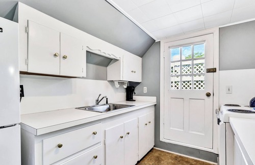 Eastham Bed & Breakfast | Whalewalk Inn and Spa