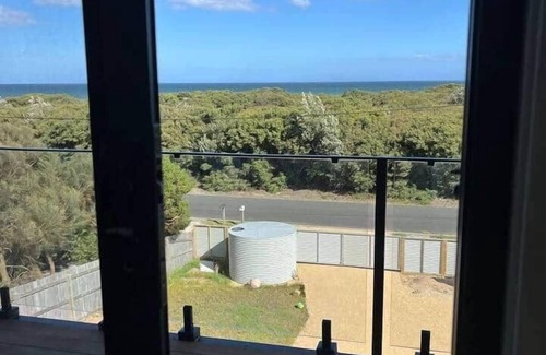 Paradise Beach House | Wheeler’s Paradise