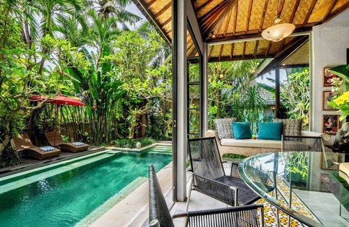 Sayan House | Where Art & Relaxation Meet in Tropical Paradise