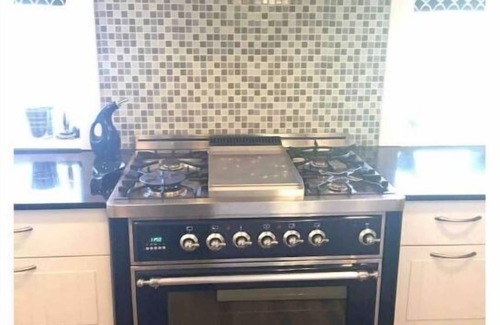 Little Compton House | Where the beach meets the farm…coastal country living at its best.