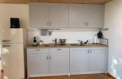 Westerheim Apartment | Whirlpool, terrace & country house style - dream vacation apartment on the Alb