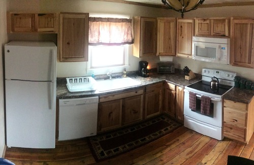 Georgetown Cabin | Whispering Pines Guest Cabin At Georgetown Lake - Family & Pet Friendly, Hot Tub