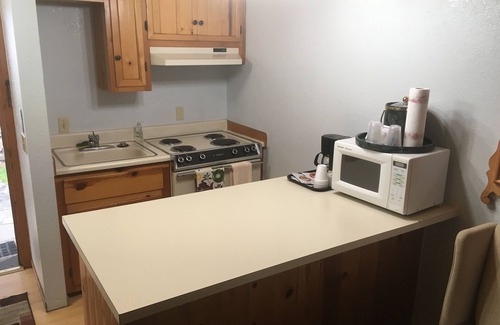 Kernville Hotel | Whispering Pines Lodge