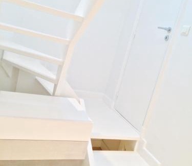 Saint-Tropez City Centre Hotel | White 1921