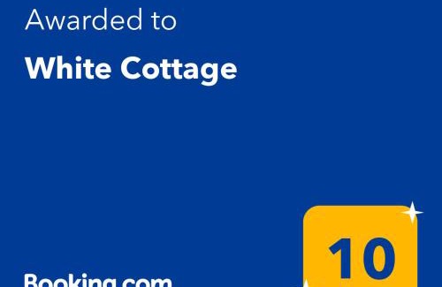 Cizici House | White Cottage Heritage House