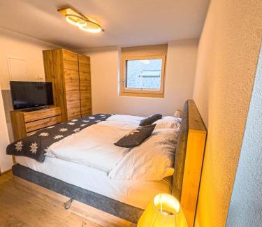 Busserach Apartment | White Flake