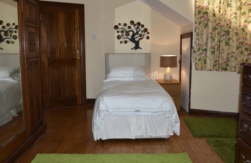 Castleblayney Hotel | White Hill Country House