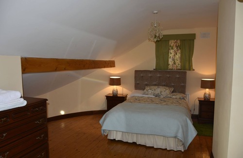 Castleblayney Hotel | White Hill Country House