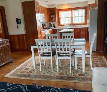 Lime Rock Hotel | White hollow farm