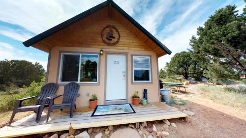 Monticello House | White Pine Cabin by Canyonlands Lodging