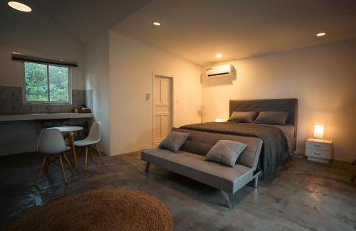 Koh Rong Villa | White Villa