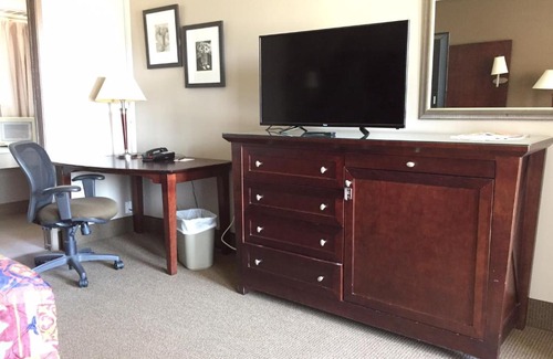 Southside Hotel | Whitemud Inn Edmonton South