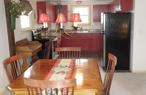 Bridgewater Cottage | Whittemore Shores Cottage On Newfound Lake, Beach & Lake Access, Sleeps 8