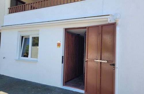 Hendaye Condo | Whole apartment: suite with separate entrance