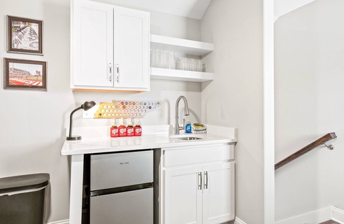 Clarksville House | Whole Home 1012 & 1014 Franklin