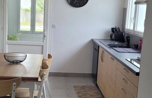 Mouilleron-le-Captif House | Whole house - Mouilleron-le-Captif, France fully renovated in 2025