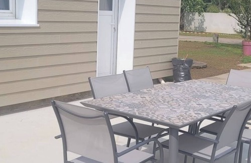 Mouilleron-le-Captif House | Whole house - Mouilleron-le-Captif, France fully renovated in 2025