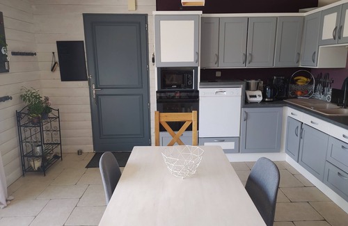 Pringy House | Whole house with panoramic view, in a quiet area