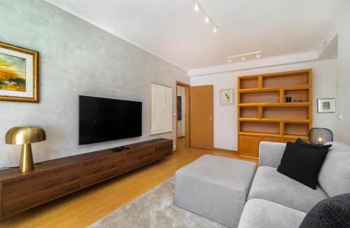 Cidade Universitaria Apartment | WHome Modern Apartment with Great Atmosphere