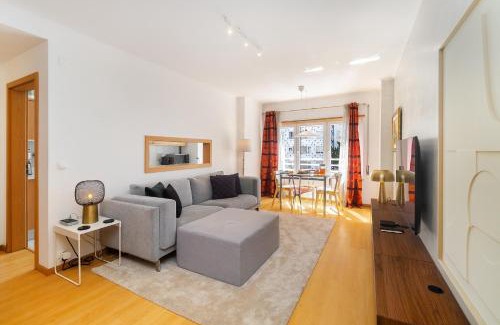 Cidade Universitaria Apartment | WHome Modern Apartment with Great Atmosphere