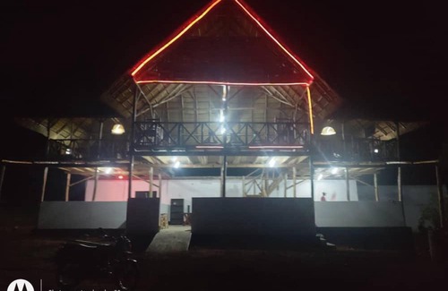 Pakwach Hotel | WILD PALACE SAFARI LODGE