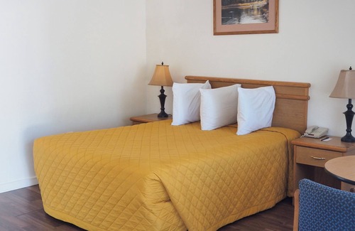 Brookings Hotel | Wild Rivers Motor Lodge