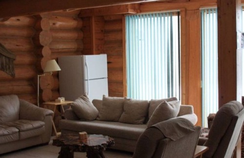 Edson House | Wilderness Log Home.