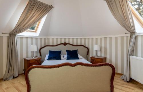 Rozewie Bed & Breakfast | Willa Wiktoria w Rozewiu - Parking w cenie!