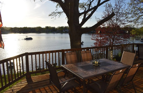 Waterford House | Williams Lake Get-Away Lakefront Home