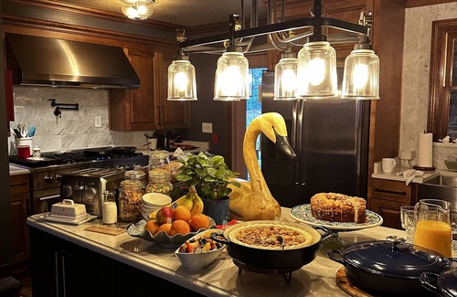 Williamsburg Bed & Breakfast | Williamsburg Sampler B & B