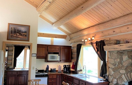 Darby Cabin | Willow Cabin at Rye Creek Lodge