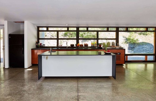 Red Hook House | Willow Glen House - Architectural Gem in the Hudson Valley with European Vibes