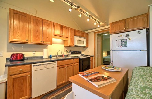 Isle La Motte House | Willow Point about Lake Champlain House with 2 Kayaks!