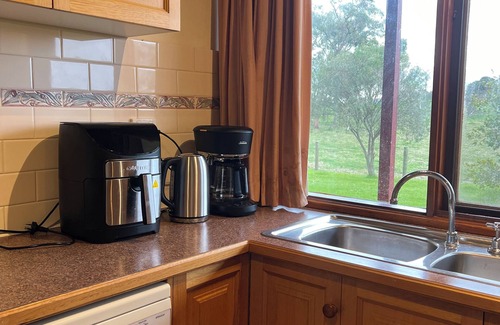 Cranboune South Cottage | Willunga Cottage - Sweet Country Living