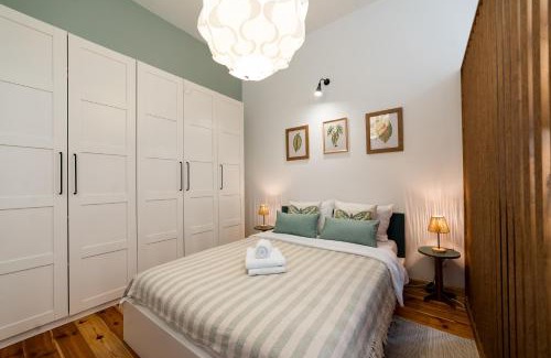 Grunwald Apartment | Wilson Park Cozy Retreat Studio by BookingHost