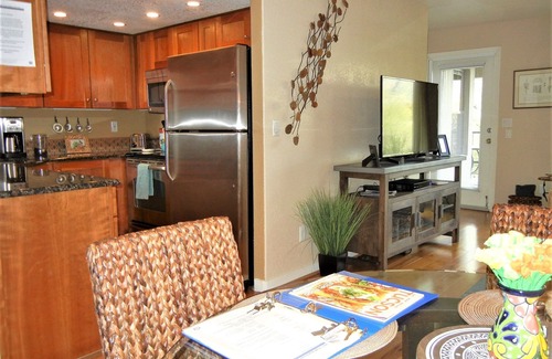 Tucson Condo | Windows to Catalina Mountains inside-out. Private patio to enjoy Tucson charm