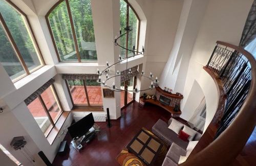 Poiana Tapului Villa | Wine Cellar Villa with Beautiful Garden in Sinaia - Busteni