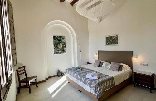 La Torre de Claramunt Apartment | Winery apartment for two with private terrace