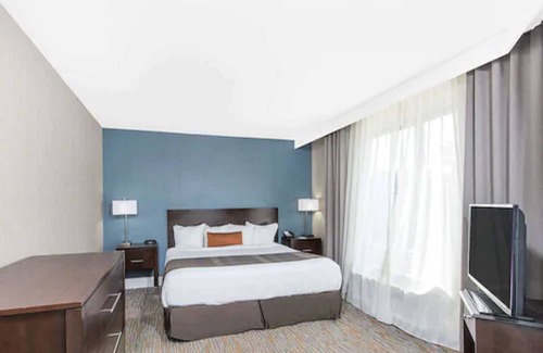 Downtown Niagara Falls Hotel | Wingate By Wyndham Niagara Falls