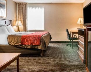 Utica Hotel | Wingate by Wyndham Utica