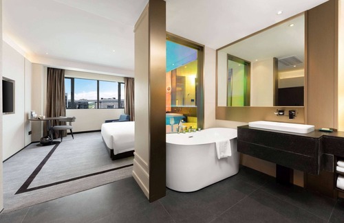 Jiangxia District Hotel | Wingate By Wyndham Wuhan Optics Valley