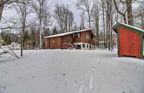 Stratton Mountain House | Winhall Home with Sauna Less Than 1 Mi to Stratton Mountain!