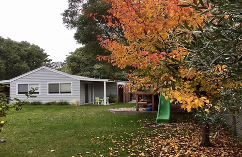 Indented Head Cottage | Wisteria Cottage - opposite beach