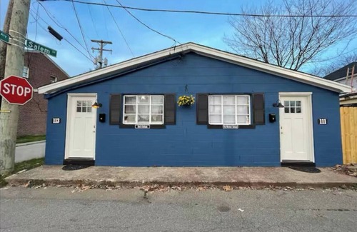 North Upper Street House | Witches Cottage - Downtown LEX